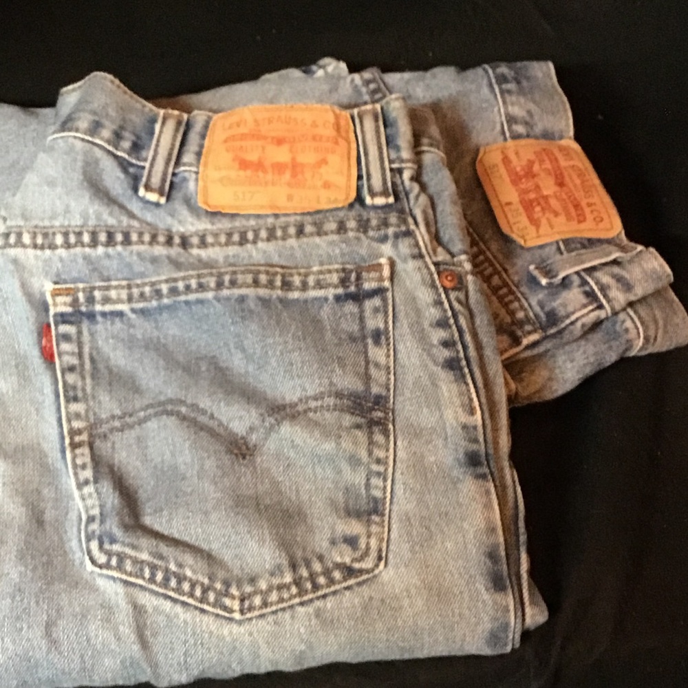 Levi's Men’s 517 ‘worn in fade’ , boot cut jeans. 35 x 34